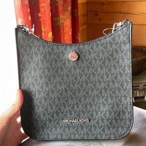 Michael Kors Briley Crossbody